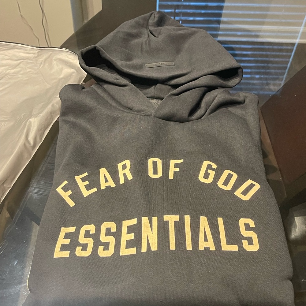 Fear of God Essentials Black Fleece Hoodie - Picture 6 of 9